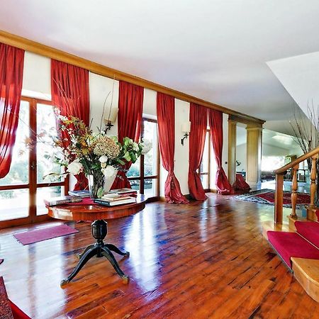 Via Pierre Villa Ciampino Luaran gambar